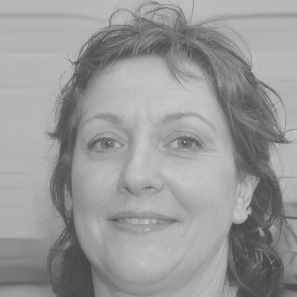 María Elena Rodríguez, Directora Financiera